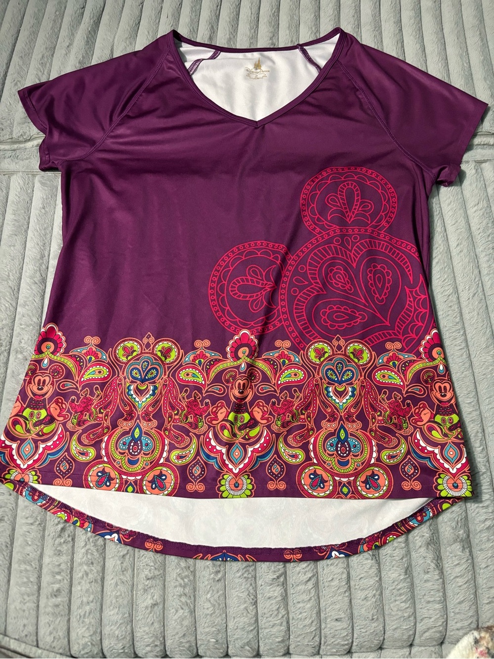 Disney Parks Mickey Paisley Mandala Print Athletic Yoga Top Size XL